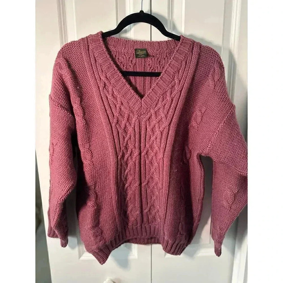 Doogan Donegal | Salmon Pink Sweater | 70% Wool | 30% Alpaca | S | Woolpaca - Picture 2 of 10